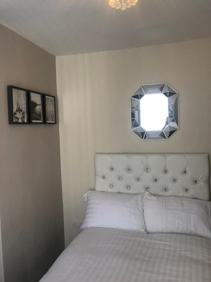 3 Double Bed Brittania Styled Central Home Near Lfc Sleeps 6 With Free Business Super Fast Fibre Broadband Liverpool Luaran gambar
